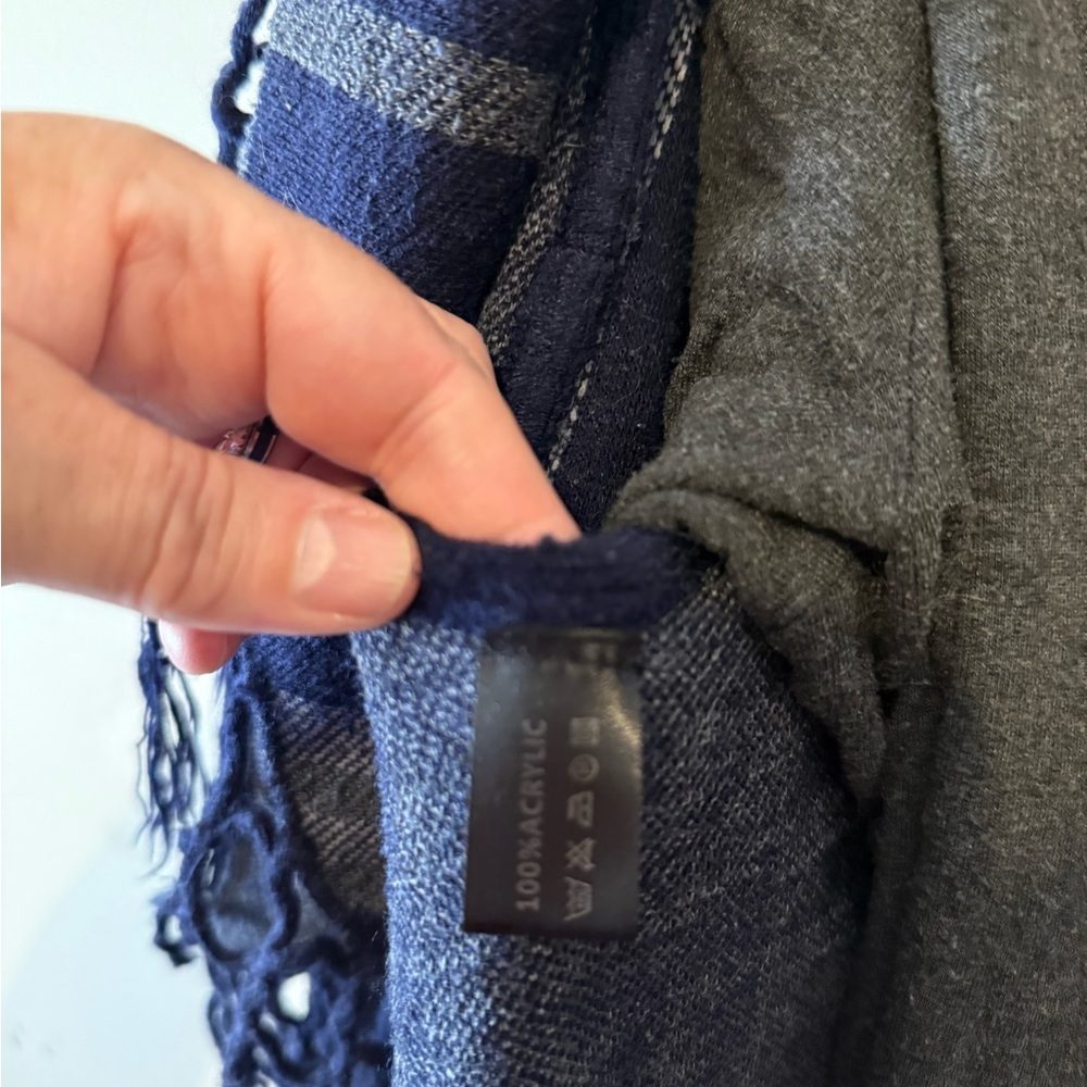Cato Navy and Charcoal Sleeveless Fringe Collar Cardigan - Picture 2 of 2